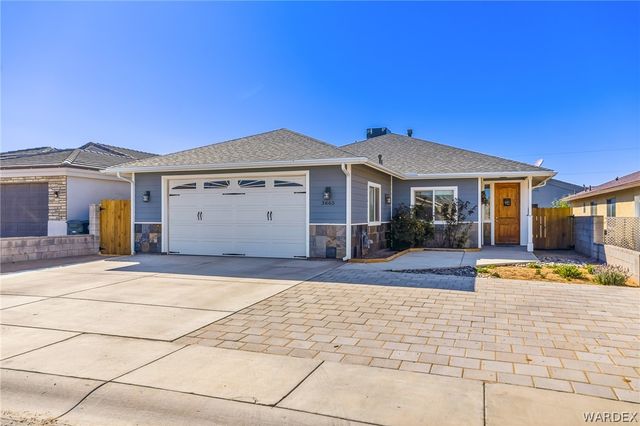 3665 N Irving Street, Kingman, AZ 86409