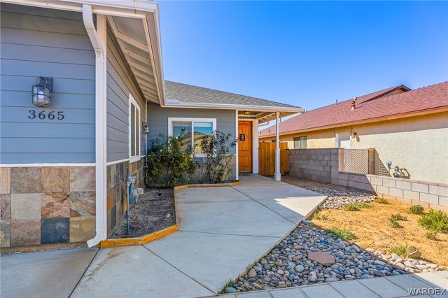 3665 N Irving Street, Kingman, AZ 86409