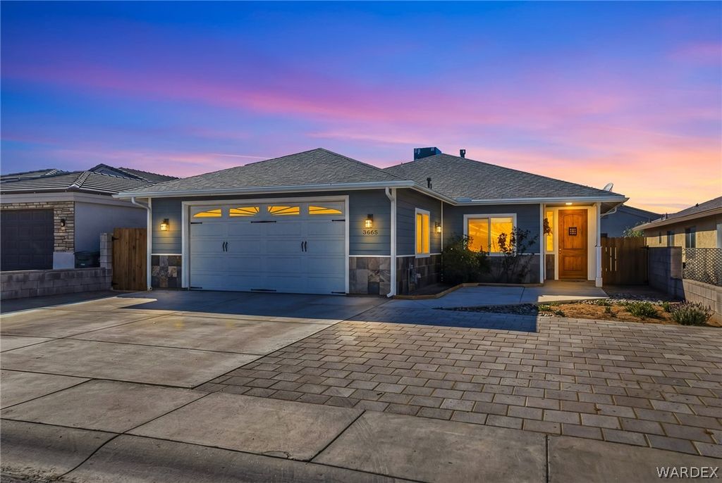 3665 N Irving Street, Kingman, AZ 86409