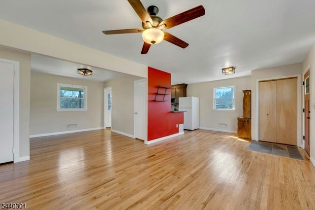 20 Kievit Rd, Wayne Twp., NJ 07470