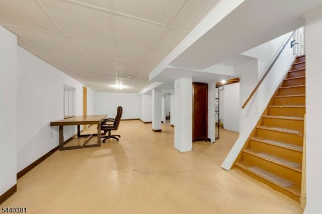 20 Kievit Rd, Wayne Twp., NJ 07470