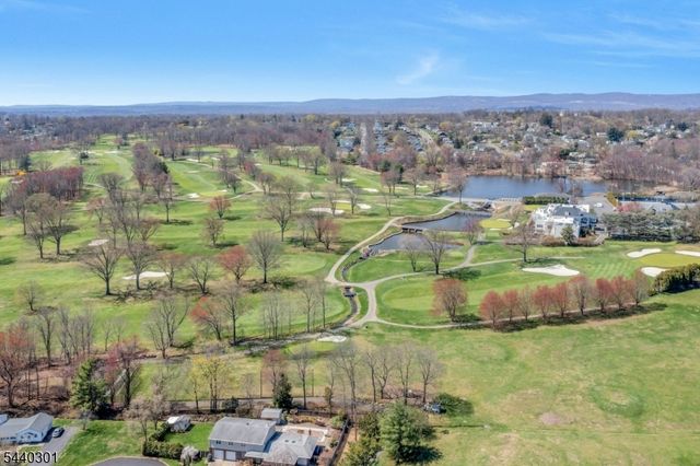 20 Kievit Rd, Wayne Twp., NJ 07470