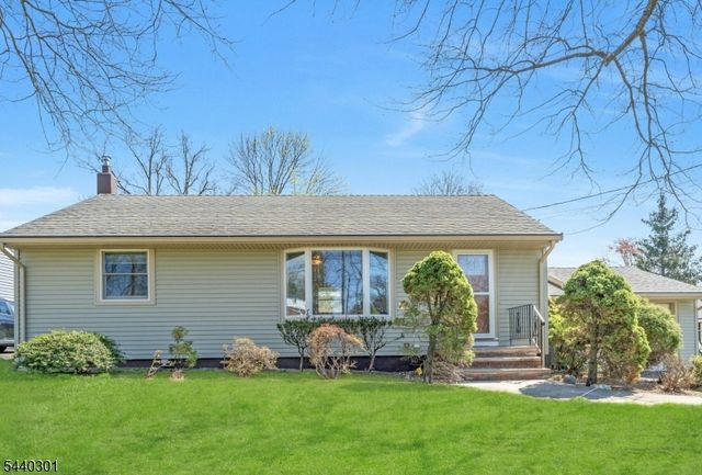 20 Kievit Rd, Wayne Twp., NJ 07470