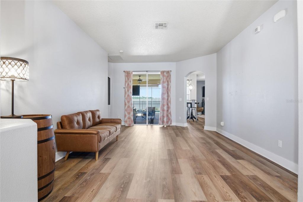 Image 11 of property listing at 5347 CAPE HATTERAS DRIVE, Clermont, FL 34714