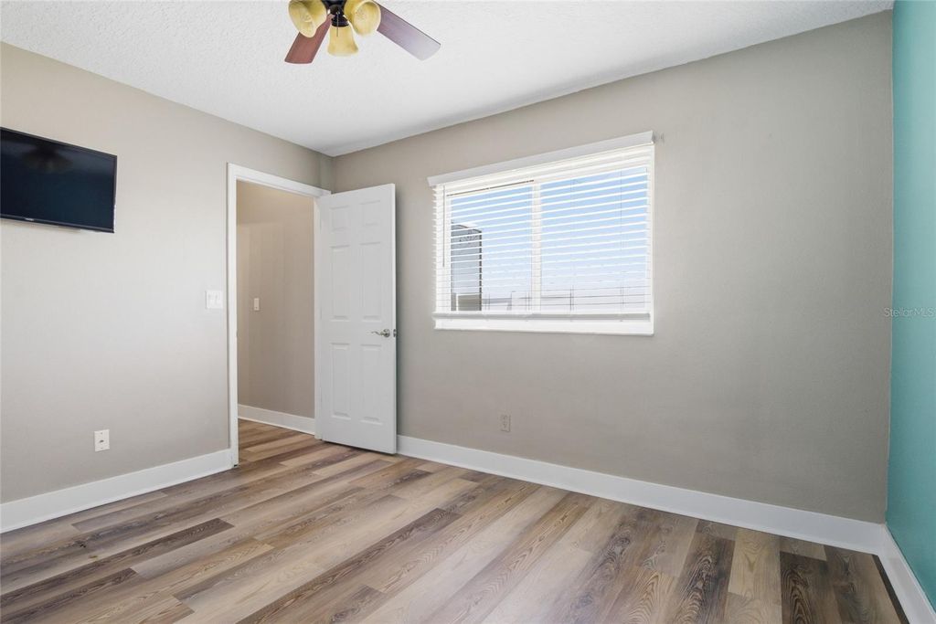 Image 24 of property listing at 5347 CAPE HATTERAS DRIVE, Clermont, FL 34714