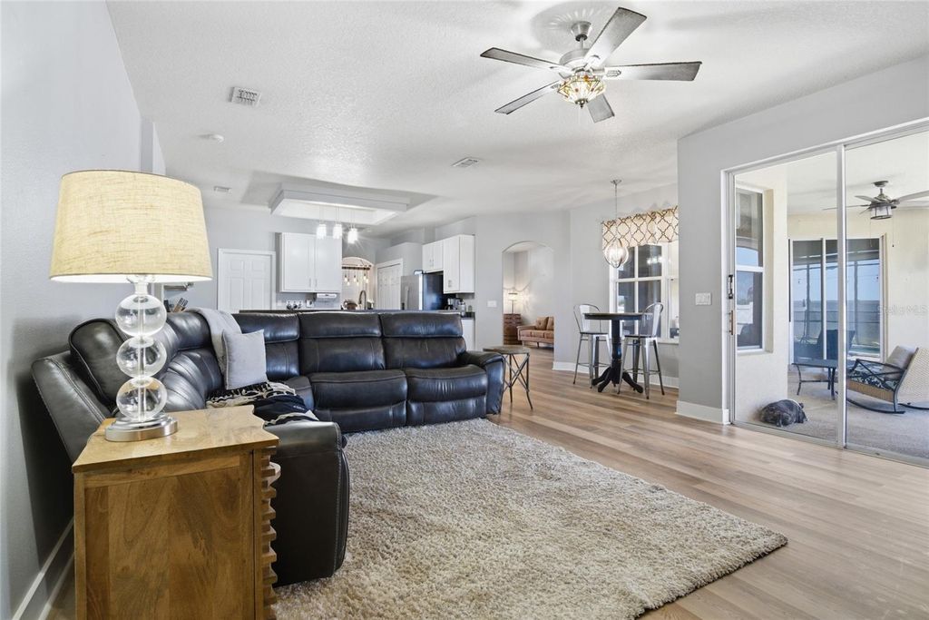 Image 4 of property listing at 5347 CAPE HATTERAS DRIVE, Clermont, FL 34714