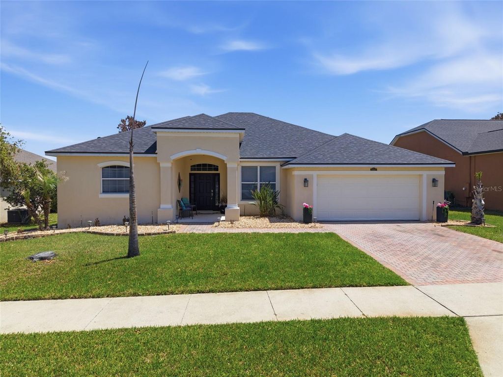 Image 35 of property listing at 5347 CAPE HATTERAS DRIVE, Clermont, FL 34714