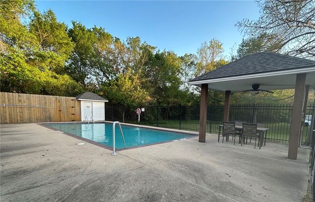 1608 Culture Lane, College Station, TX 77845