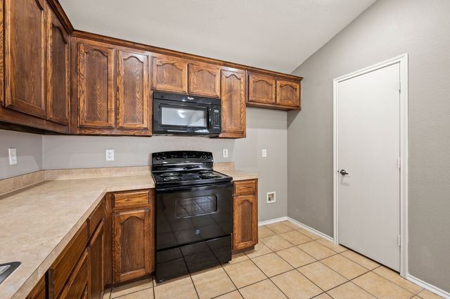 5948 Melanie Drive, Fort Worth, TX 76131