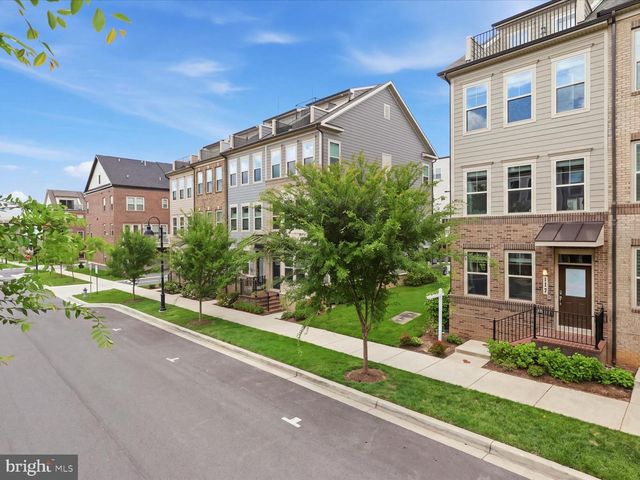 117 STOWE DR, Gaithersburg, MD 20878
