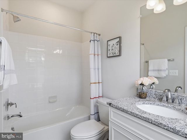 117 STOWE DR, Gaithersburg, MD 20878
