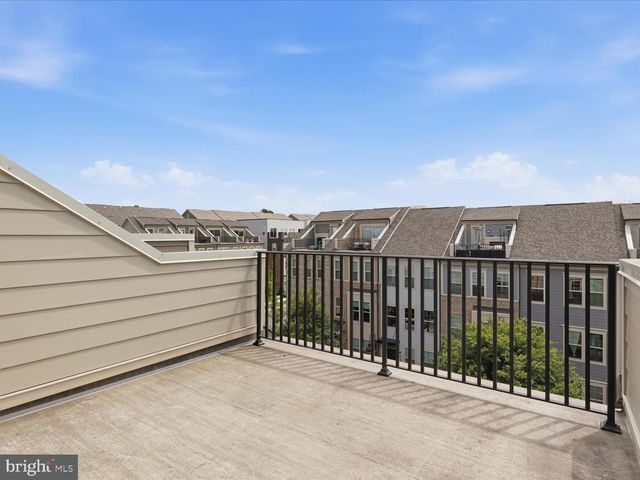 117 STOWE DR, Gaithersburg, MD 20878