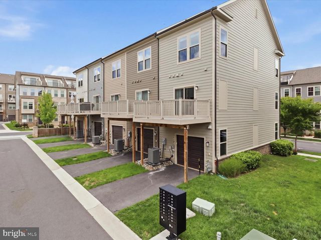117 STOWE DR, Gaithersburg, MD 20878