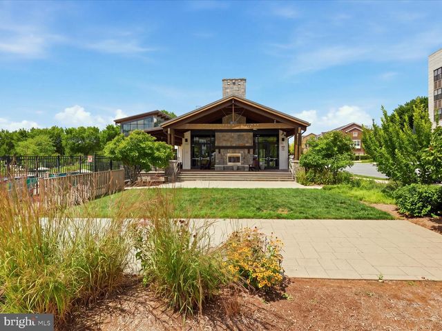 117 STOWE DR, Gaithersburg, MD 20878