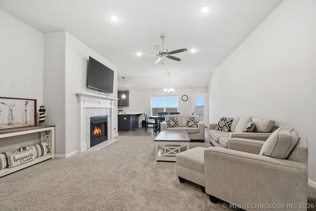 13421 N 132nd East Avenue, Collinsville, OK 74021