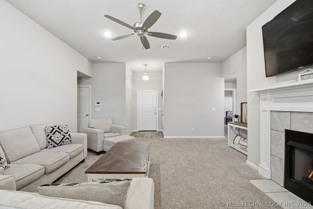 13421 N 132nd East Avenue, Collinsville, OK 74021