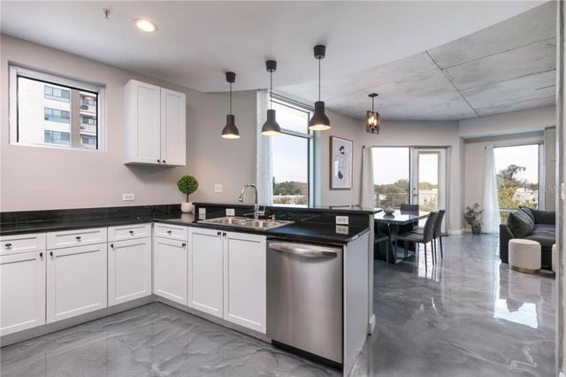 525 E JACKSON STREET 401, Orlando, FL 32801