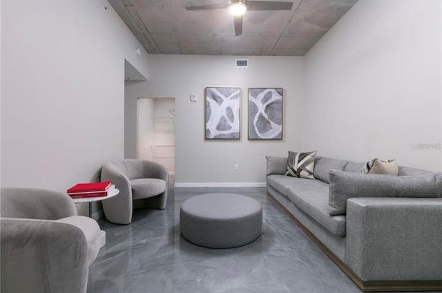 525 E JACKSON STREET 401, Orlando, FL 32801