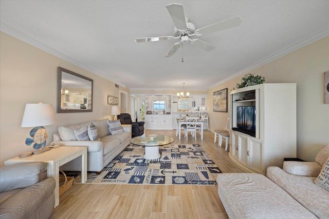 1550 NE Ocean Boulevard A305, Stuart, FL 34996