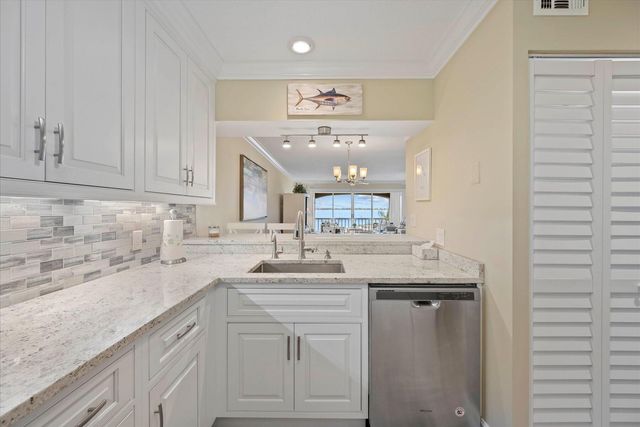 1550 NE Ocean Boulevard A305, Stuart, FL 34996