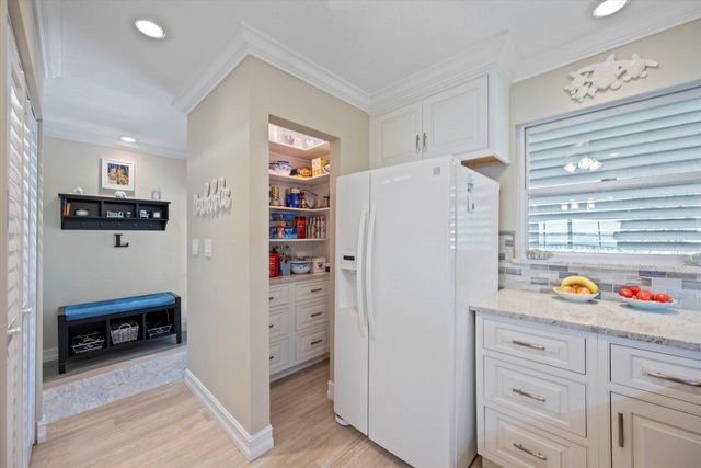 1550 NE Ocean Boulevard A305, Stuart, FL 34996