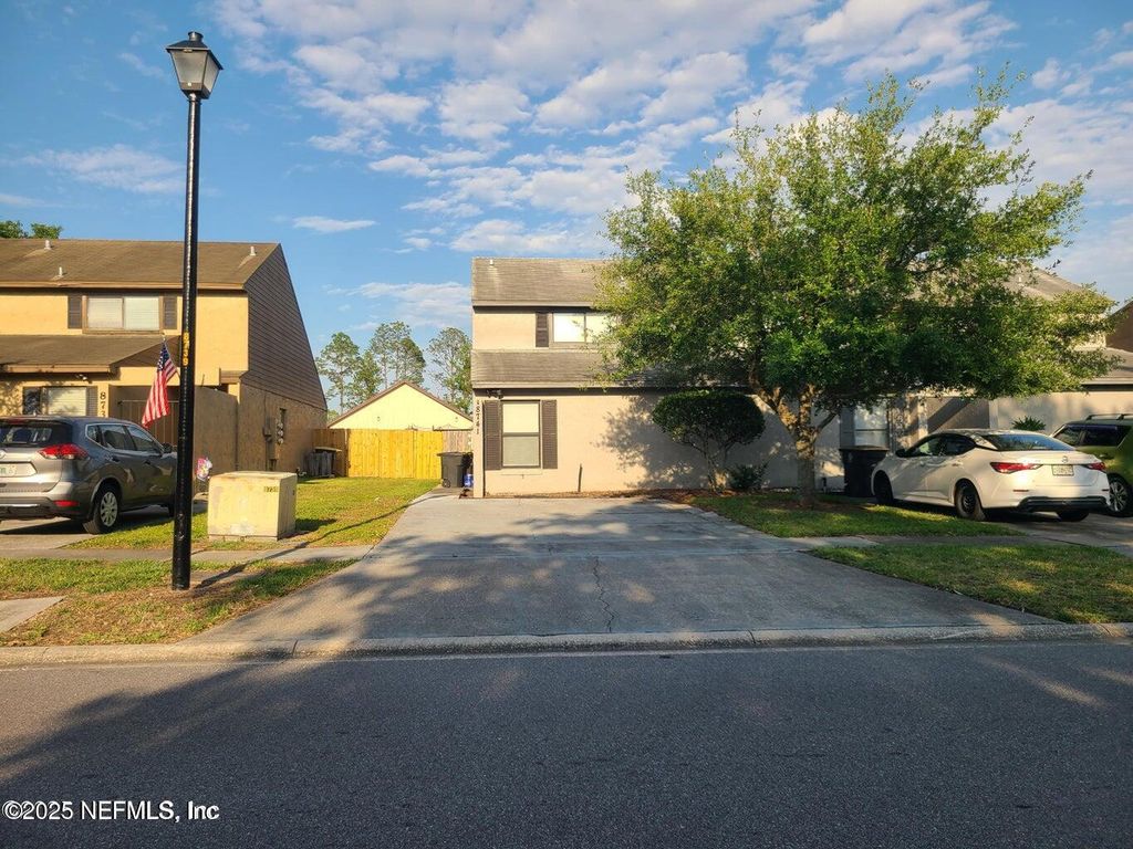 8741 WHISPERING PINES Drive, Jacksonville, FL 32244