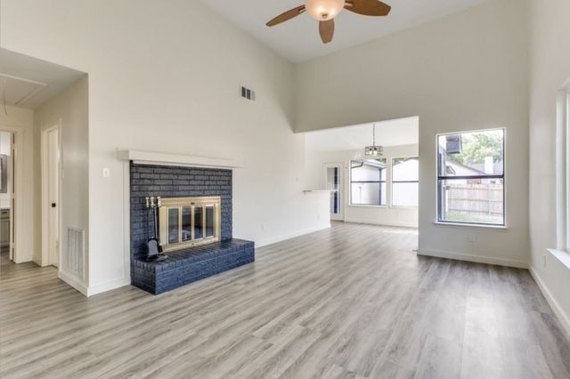 4752 Jasmine Drive, Fort Worth, TX 76137