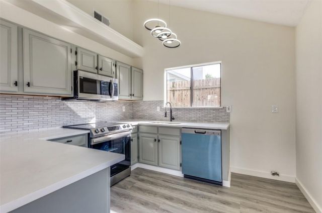 4752 Jasmine Drive, Fort Worth, TX 76137