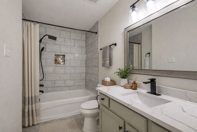 4752 Jasmine Drive, Fort Worth, TX 76137