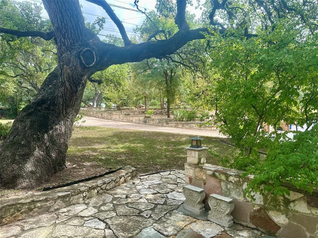 312 Le Grande Ave, Austin, TX 78704