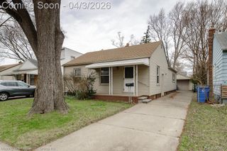 26396 Pennie Street, Dearborn Heights, MI 48125