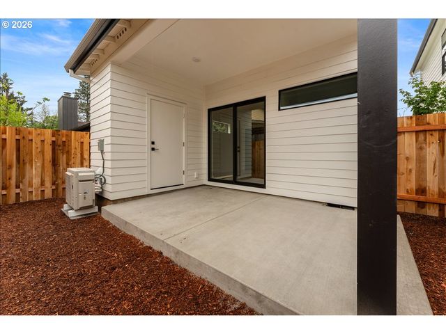 7888 Se 70th Ave, Portland, OR 97206
