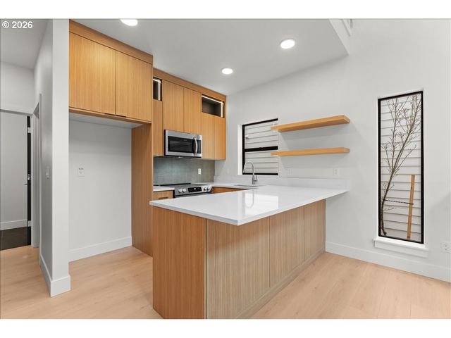 7888 Se 70th Ave, Portland, OR 97206