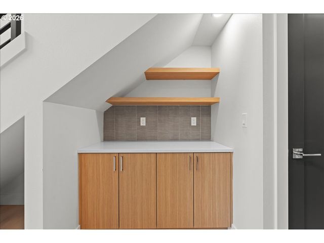 7888 Se 70th Ave, Portland, OR 97206