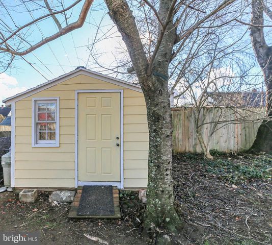 1415 FRANKLIN ST, Fredericksburg, VA 22401