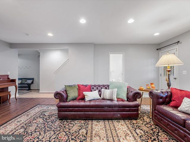 104 NOTIONS, Stephenson, VA 22656