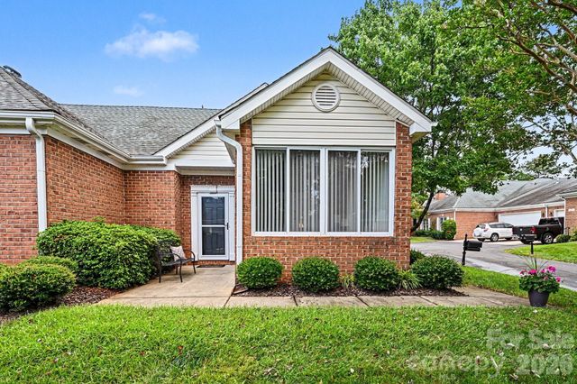 11341 Olde Turnbury Court, Charlotte, NC 28277