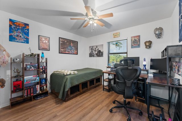 312 Trailwood Drive, Joshua, TX 76058