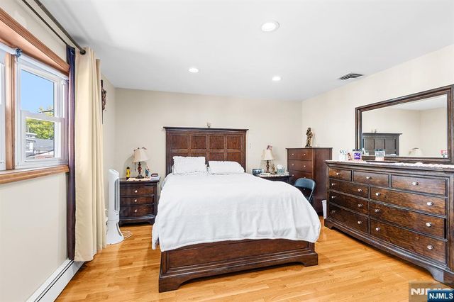 710 N 5th Street, Harrison, NJ 07029