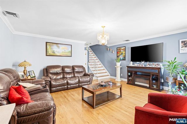 710 N 5th Street, Harrison, NJ 07029