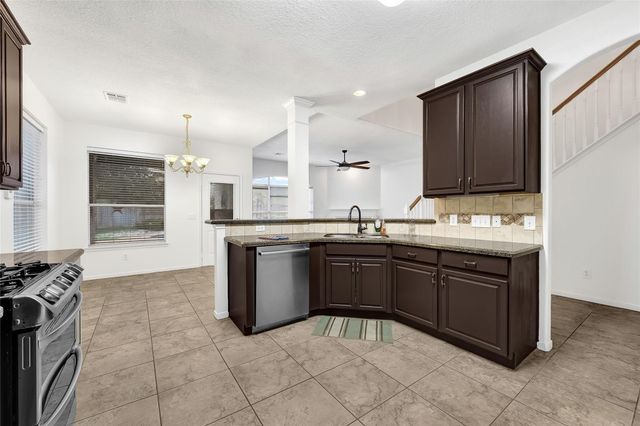 9606 Summer Run Drive, Houston, TX 77064