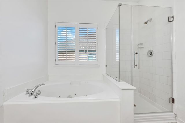 9606 Summer Run Drive, Houston, TX 77064