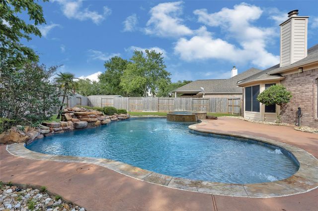 9606 Summer Run Drive, Houston, TX 77064