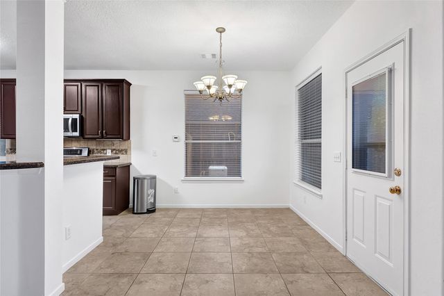 9606 Summer Run Drive, Houston, TX 77064