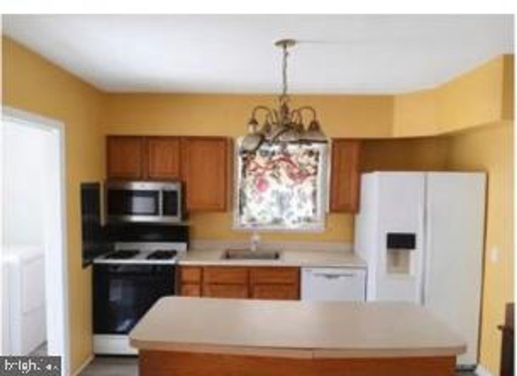 217 OLIVER AVE, TRENTON, NJ 08618 — photo 4