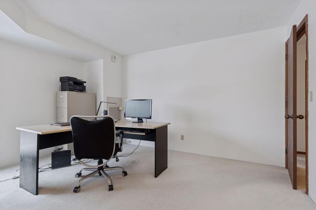 2885 Knox Avenue S 404, Minneapolis, MN 55408