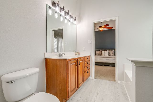 3917 Foreland Drive, Fort Worth, TX 76262