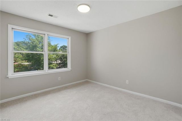 397 Wiltshire CRES, Newport News, VA 23608