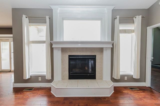 154 S Maple Dunes, Wichita, KS 67235