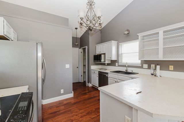 154 S Maple Dunes, Wichita, KS 67235
